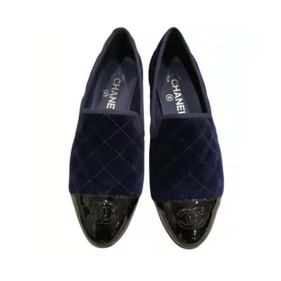Chanel Blue Velvet Interlocking CC Logo Loafers - Picture 1 of 5